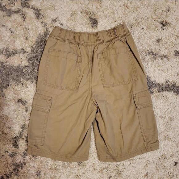 The Children's Place khaki elastic waistband boys cargo shorts - Picture 7 of 8